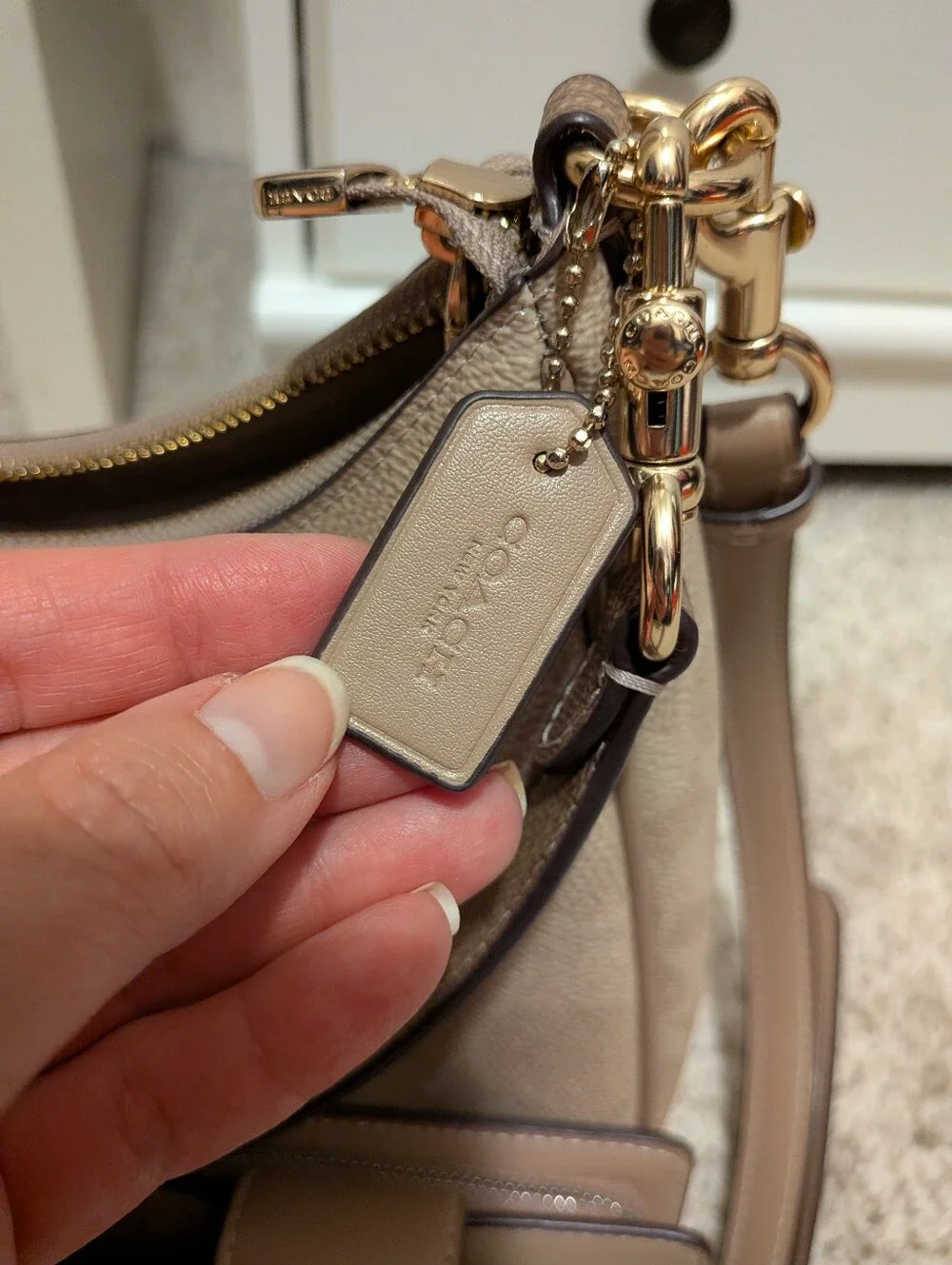 Coach Teri Hobo In Sand/Taupe Signature Canvas with Matching Corner Zip Wallet